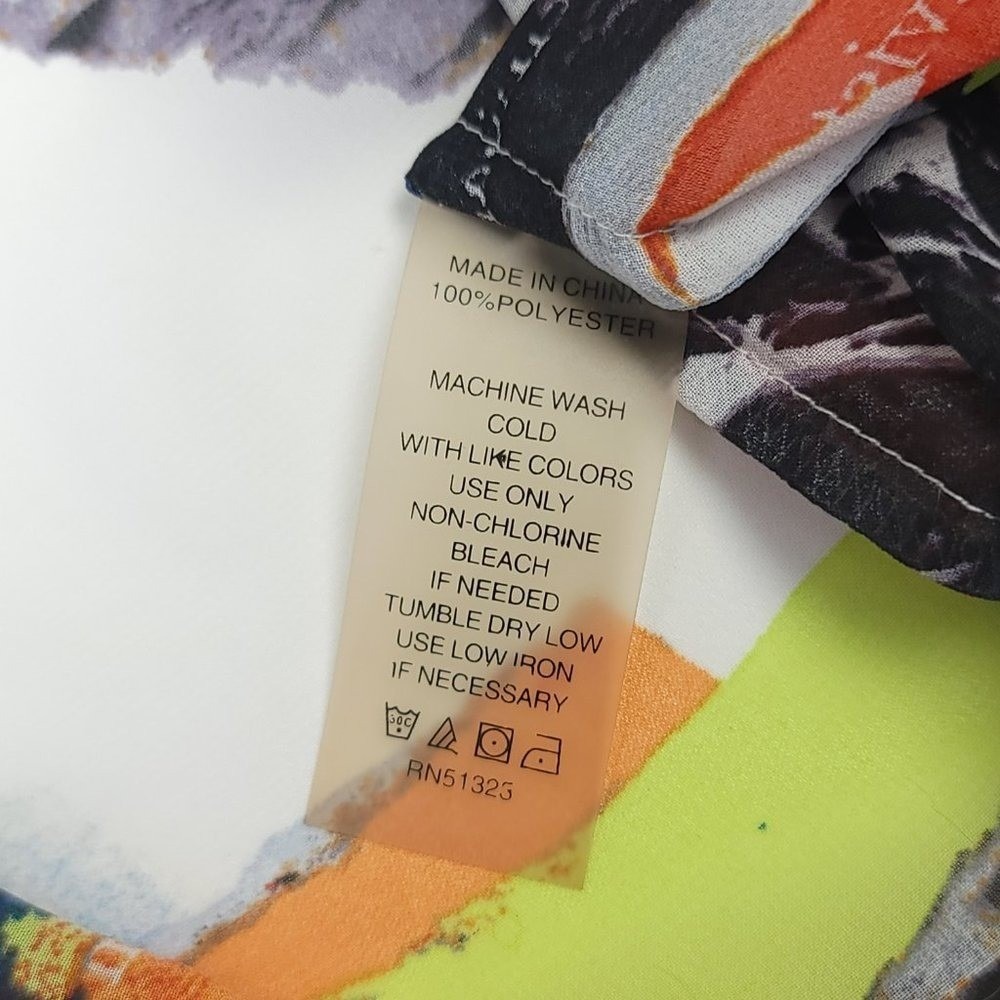 Two by Vince Camuto Abstract Collage Script Print Button Down Shirt Small Multi - Picture 6 of 6